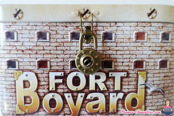 Petite boîte Fort Boyard avec cadenas